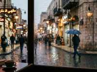 وجوه خلف زجاج مقهى -قصص منوعة